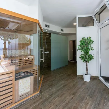 Palace Paulina In 39469 Daire *