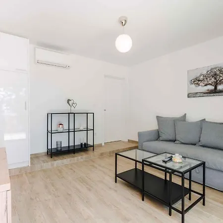Apartment Palace Paulina In 39469